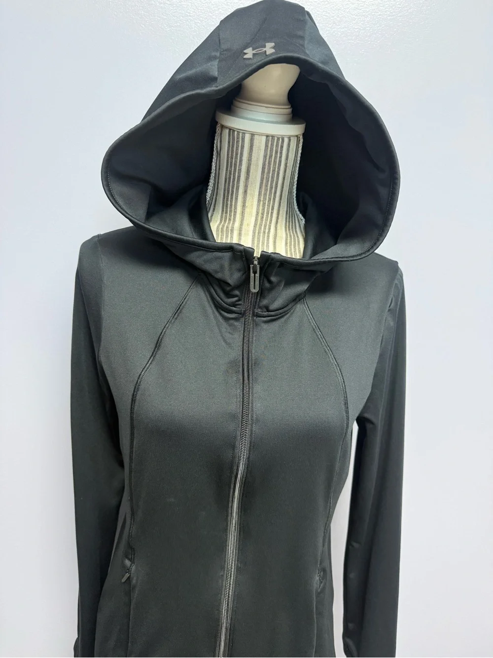 Under Armour Meridian hooded full zip black jacket women’s M